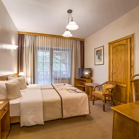 Nosalowy Dwor Hotel 3*